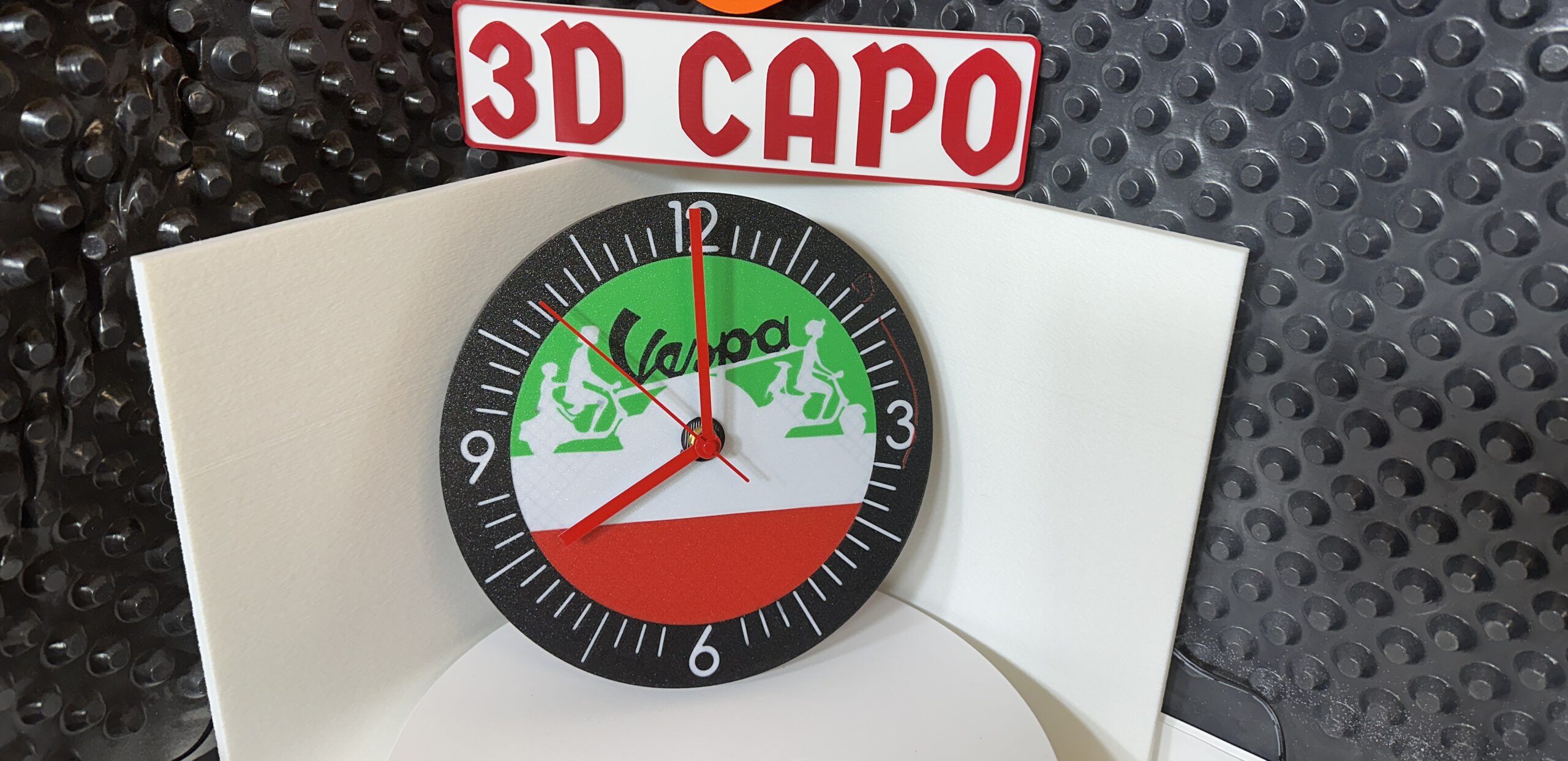 Vespa Wanduhr 22 cm – Italien Design in Grün Weiß Rot – Quarzuhr – Deko & Geschenk für Italienliebhaber und Vespafans – Bild 5