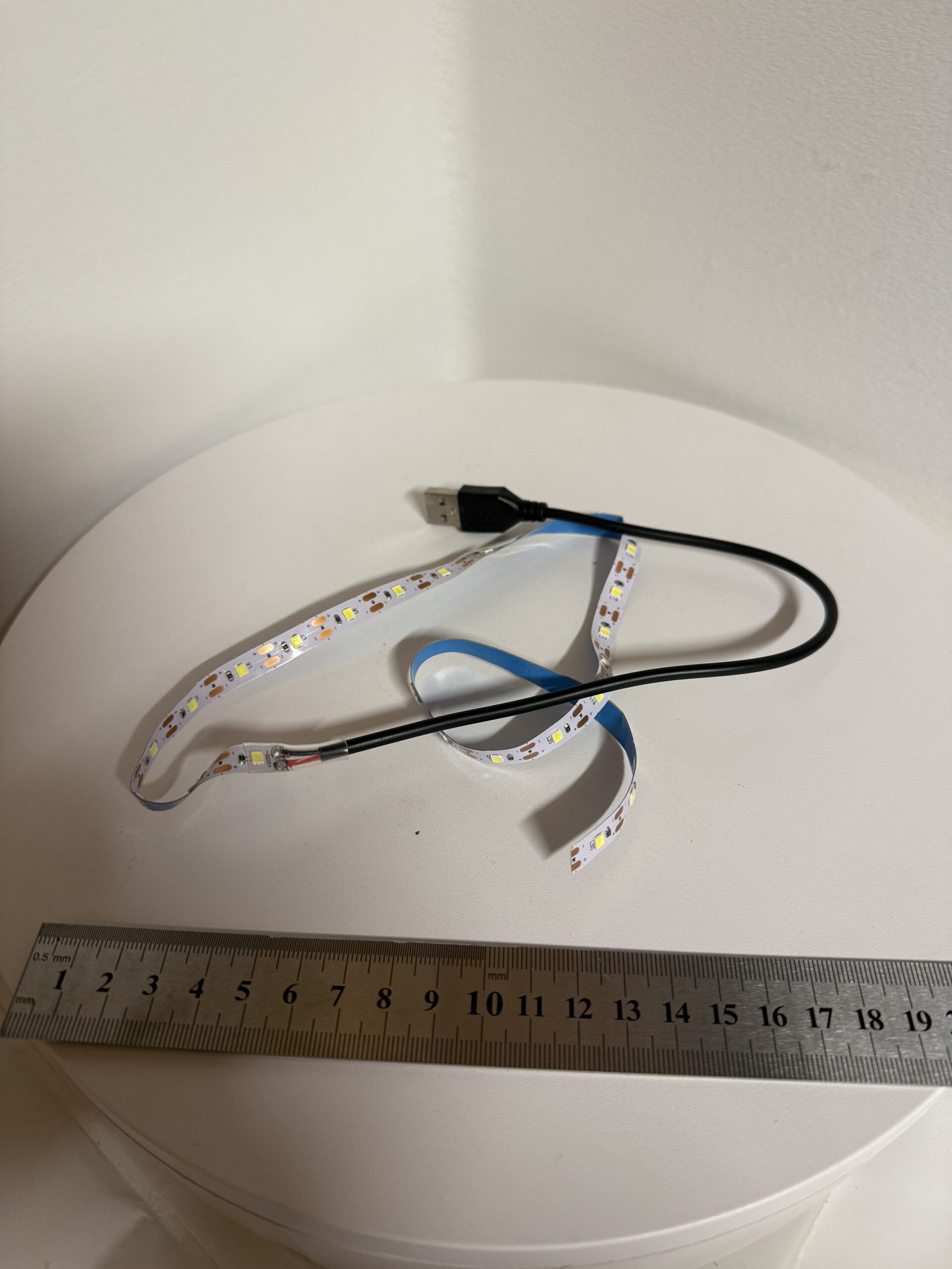 LED Leuchtstreifen 50 cm mit USB – 5V LED Lichtband für TV, PC, Möbel & Deko & Lightbox – Bild 2