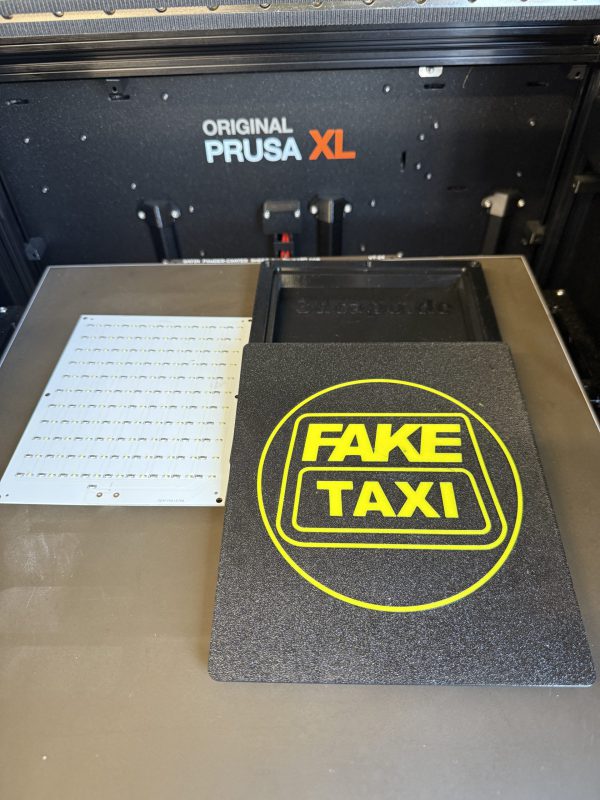 FakeTaxi Lightbox – LED-Version Premium | kingof3d.de – Bild 2