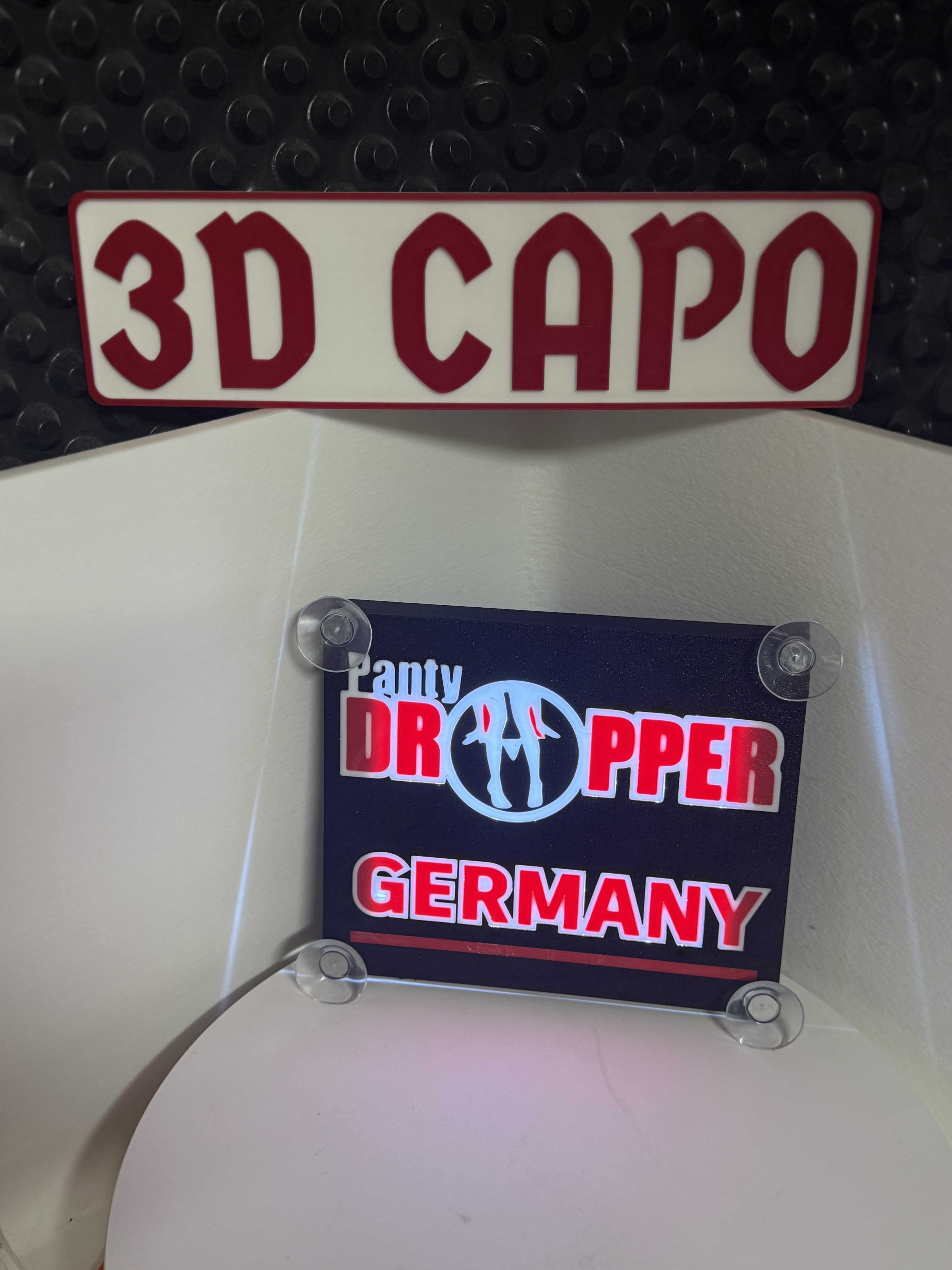 PantyDropper Lightbox mit Saugnäpfen & LED – kingof3d.de – Bild 7