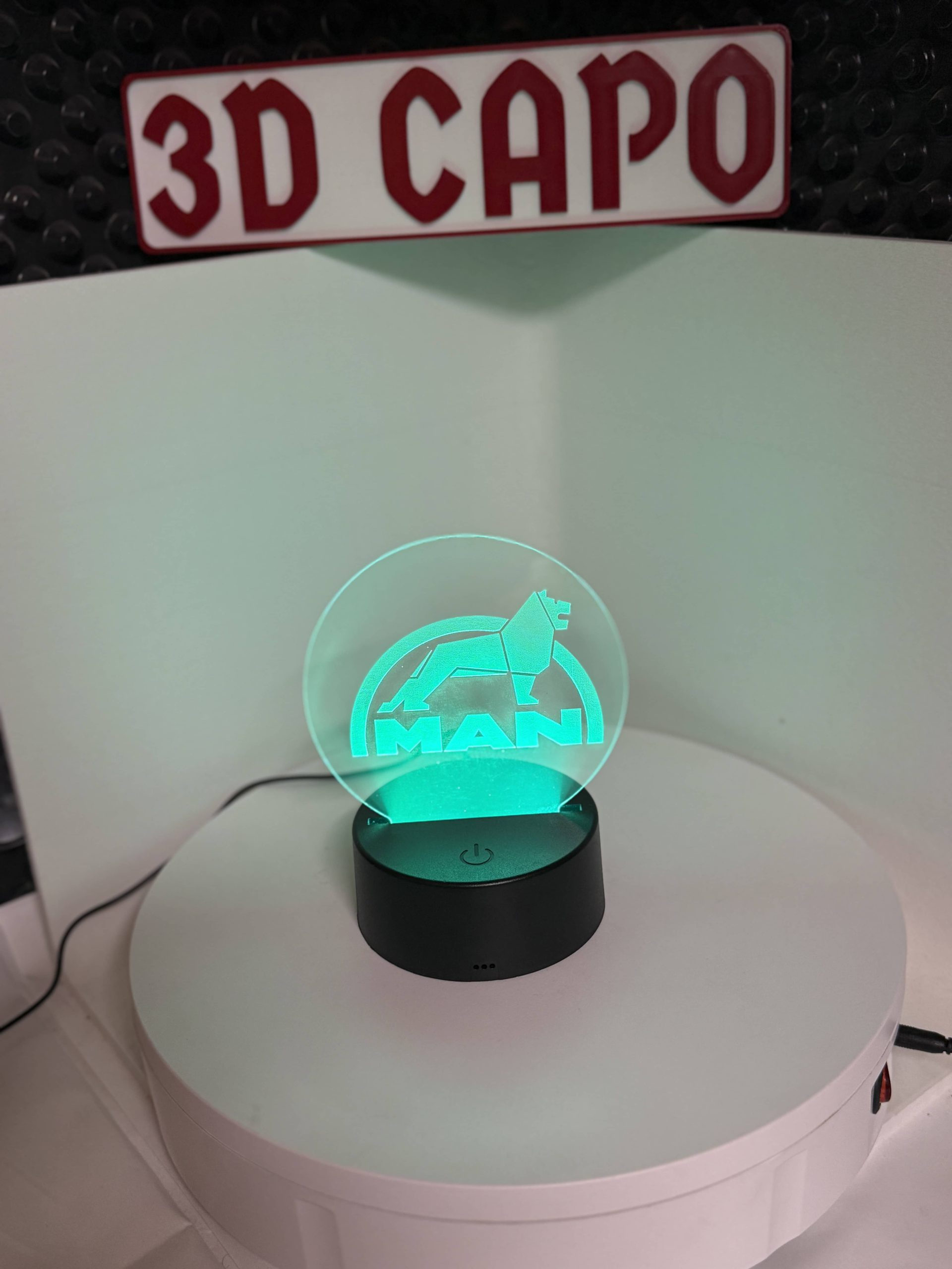 MAN LED Schild mit Löwen-Design – Truck Power für deine Kabine – Bild 5