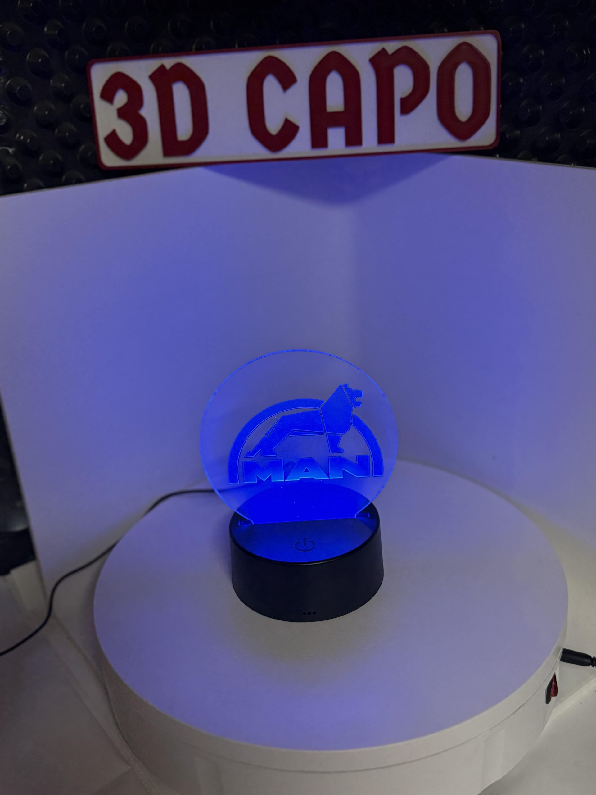 MAN LED Schild mit Löwen-Design – Truck Power für deine Kabine – Bild 6