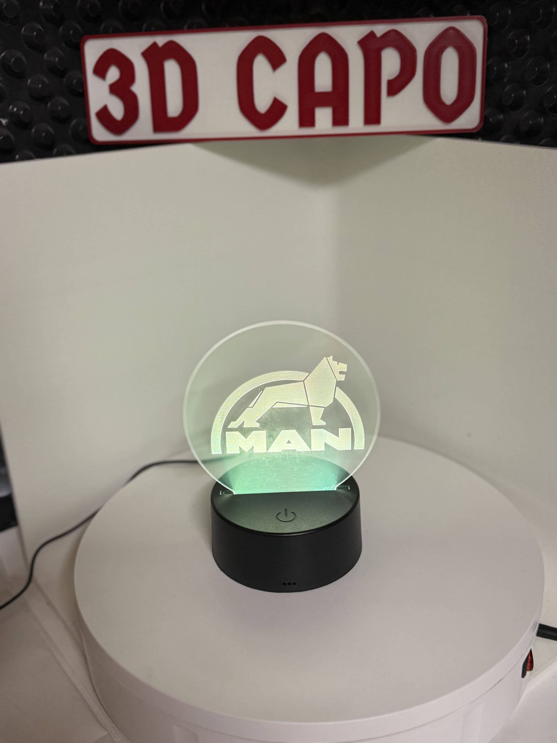 MAN LED Schild mit Löwen-Design – Truck Power für deine Kabine – Bild 8