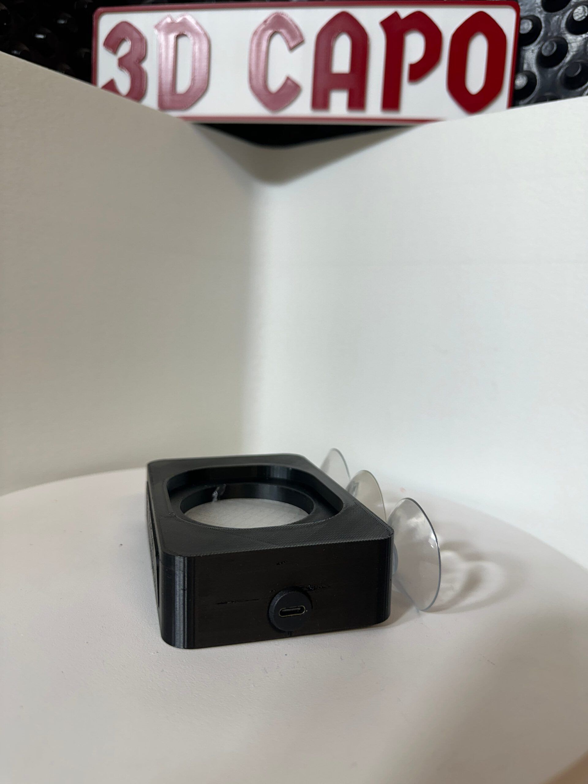 Innovativer Poppy Halter LKW mit LED Beleuchtung – Perfekter Duftspender-Halter für Trucker & LKW-Fans | Made in Germany – Bild 4