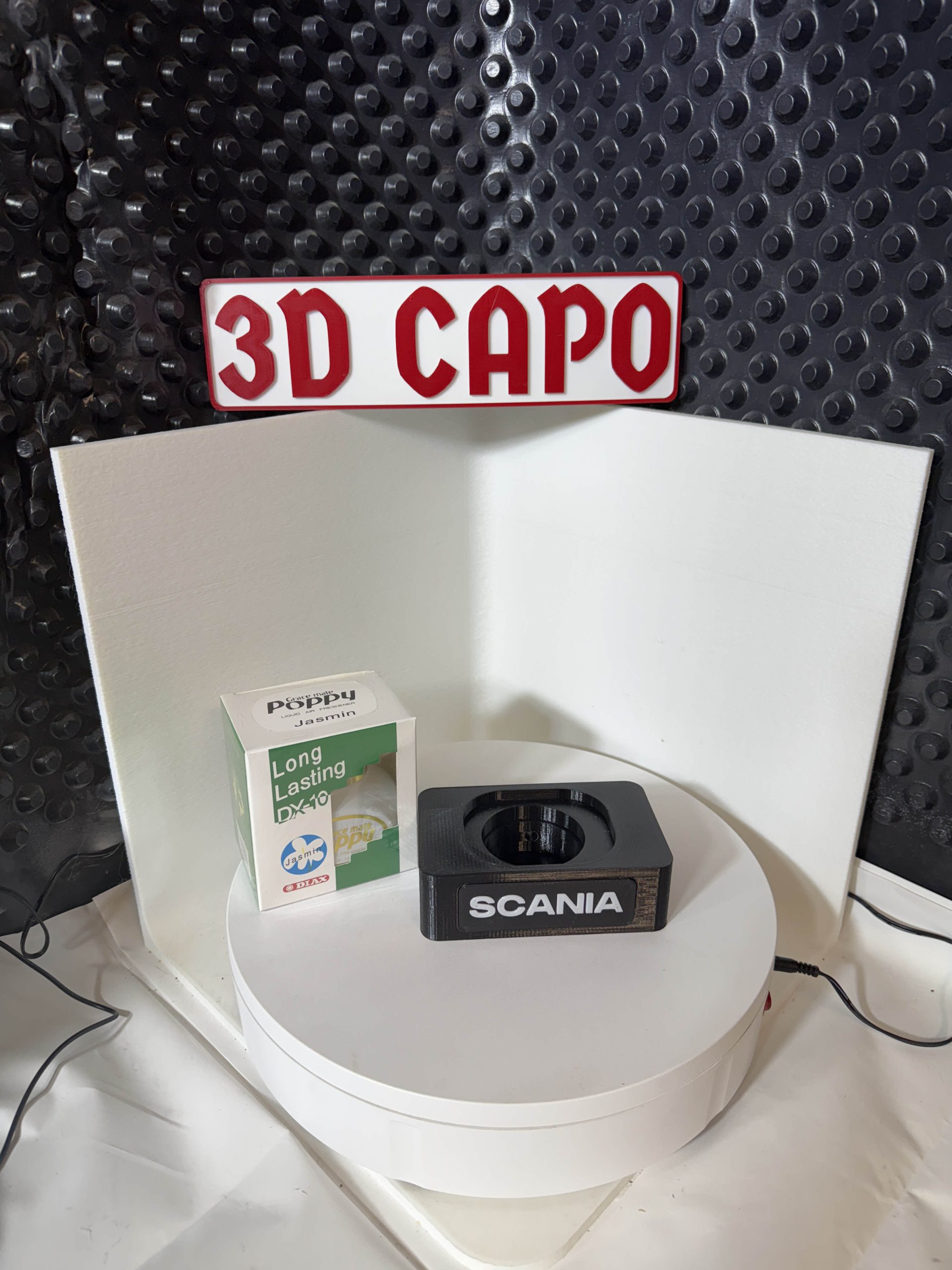 Poppy Halter Bundle mit LED & Duft schwarz - Scania